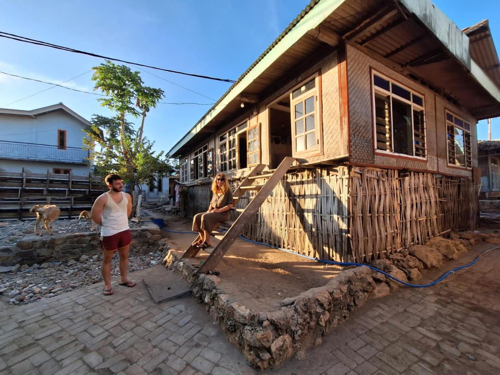 D' Carasti Bungalow Masbagik Εξωτερικό φωτογραφία